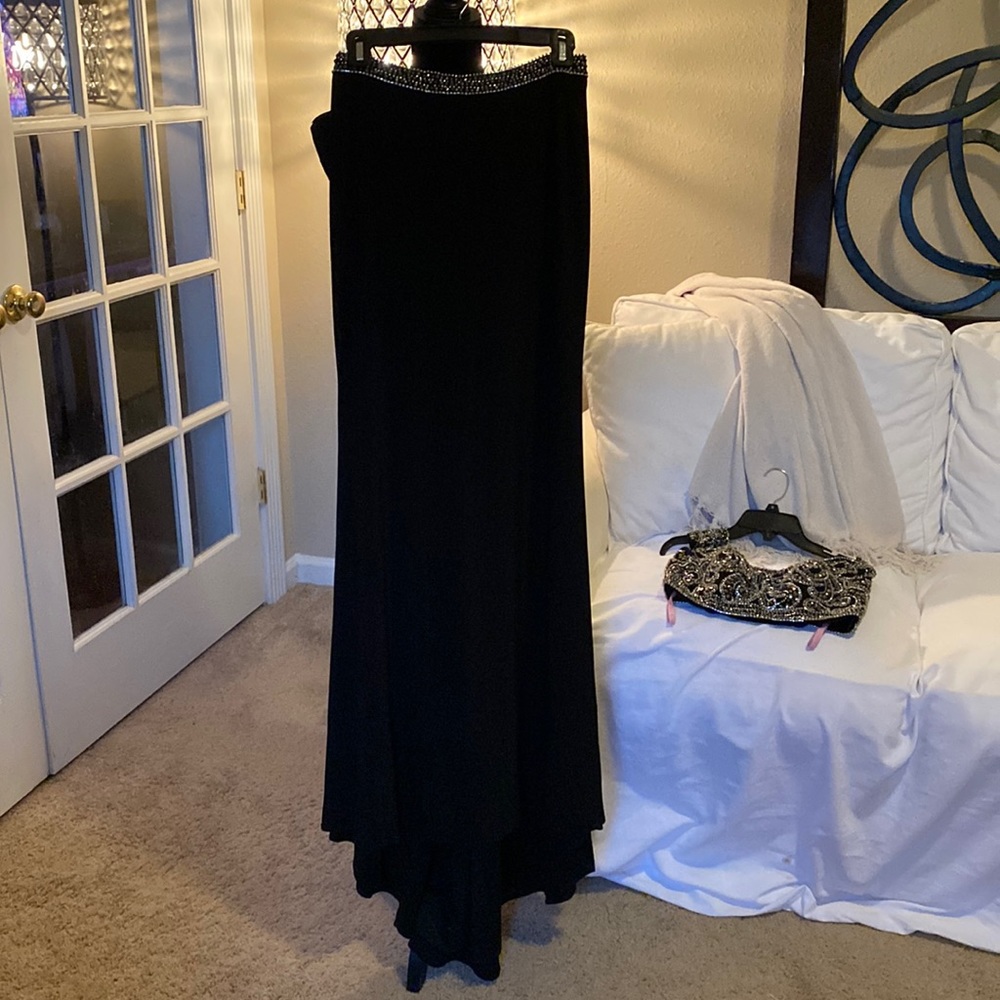 Prom dress - Picture 3 of 8